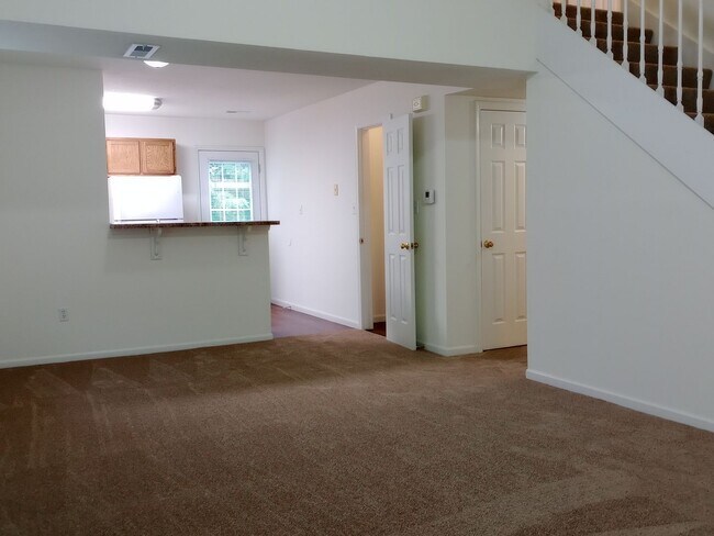 Building Photo - 5005-5007 Carrie Ridge Dr.