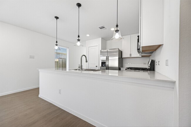 Building Photo - 26738 Cascade Sunrise St