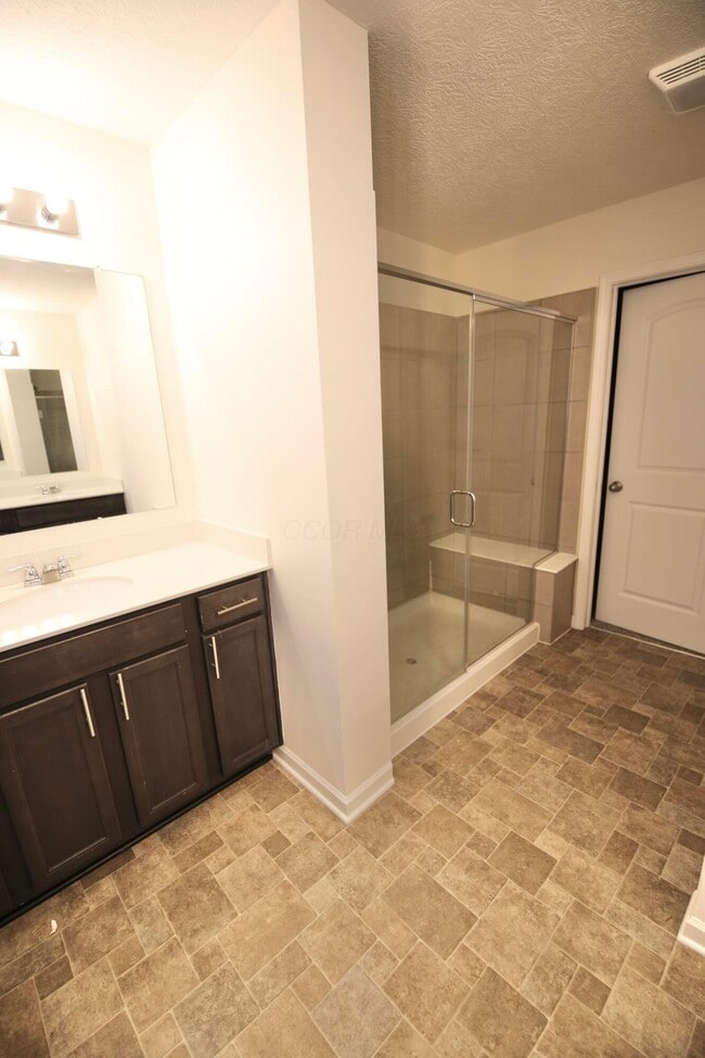 Building Photo - 216 Old Bay Dr