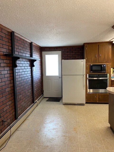 Building Photo - 151 East Ave