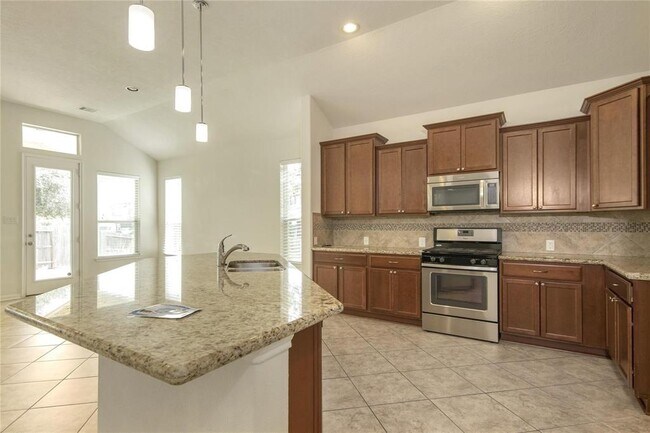 Building Photo - 16402 Lanesborough Dr