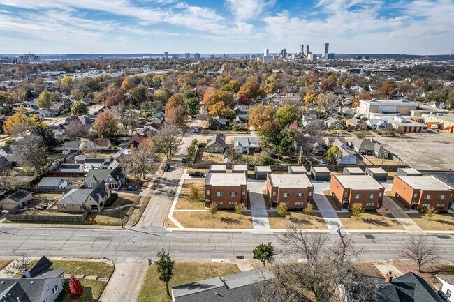 Building Photo - P.57 Kode Properties, LLC 1236-1238