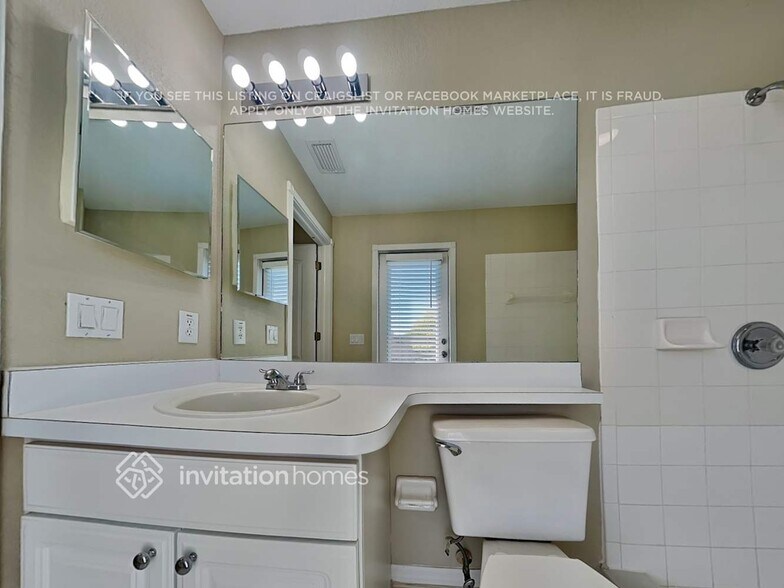 Building Photo - 1739 Tangledvine Dr