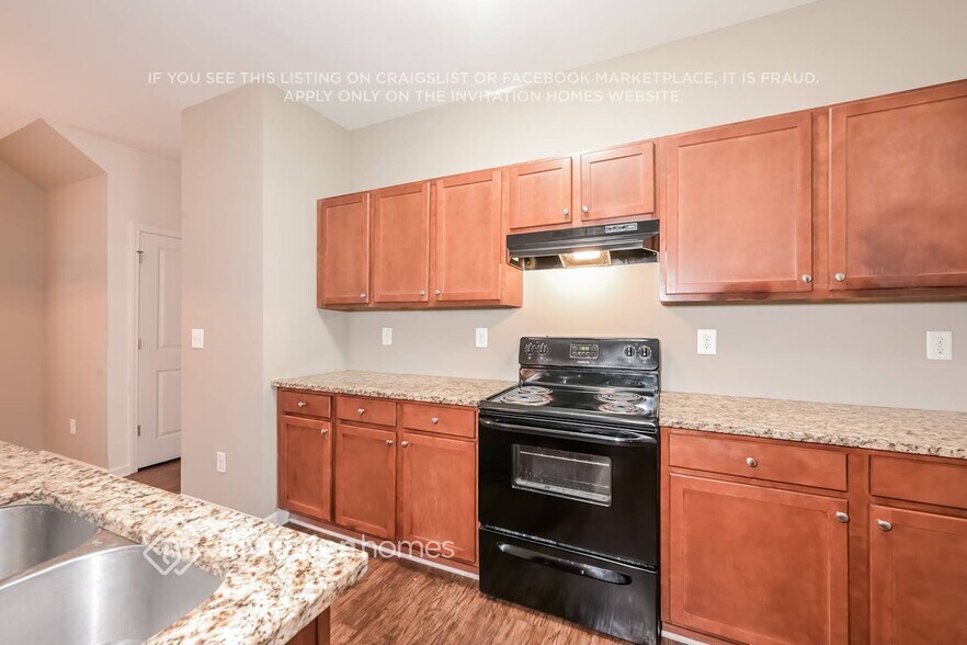 Building Photo - 1472 Ewing Farm Dr