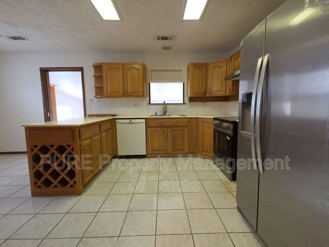 Building Photo - 12709 Burson Dr