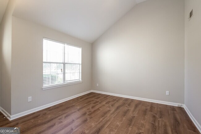 Building Photo - 6923 Silver Grass Ct