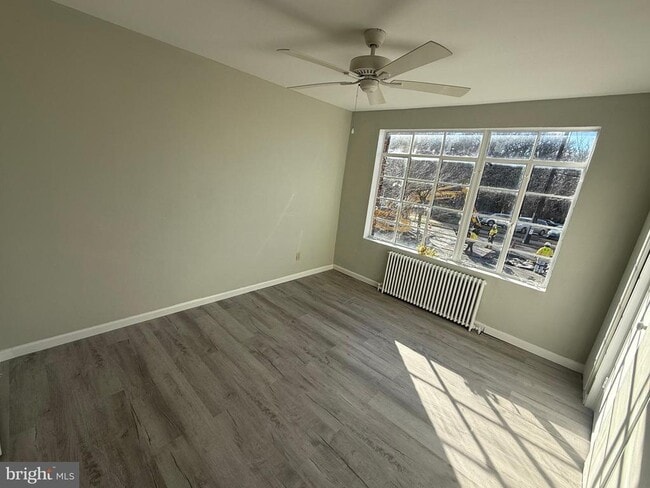 Building Photo - 4002 A St SE