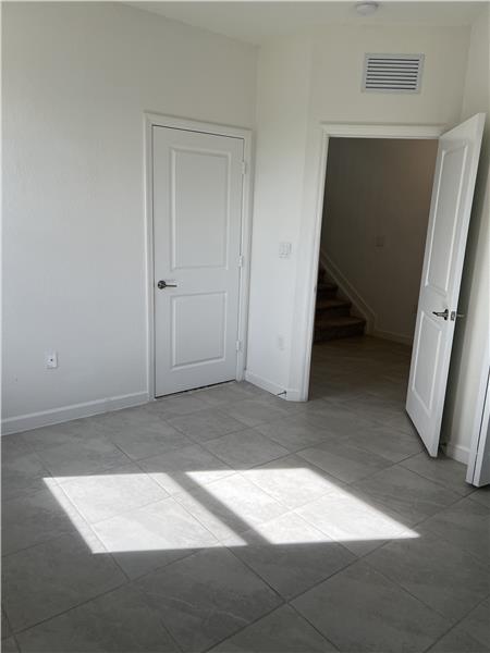 Building Photo - 12318 NW 23rd Ct