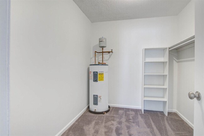 Building Photo - 2150 Spoleto Lane Apt #B6, North Charlesto...