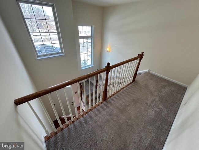 Building Photo - 133 Sugarbush Dr