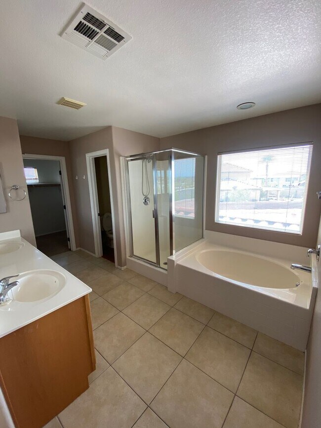 Building Photo - 5817 Addy Ln