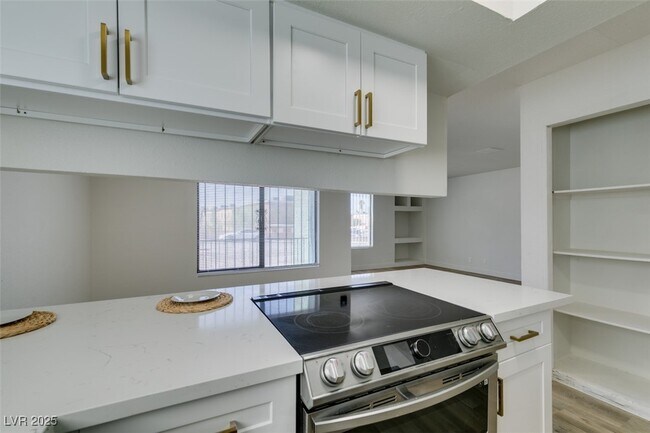 Building Photo - 6932 Kilgore Dr
