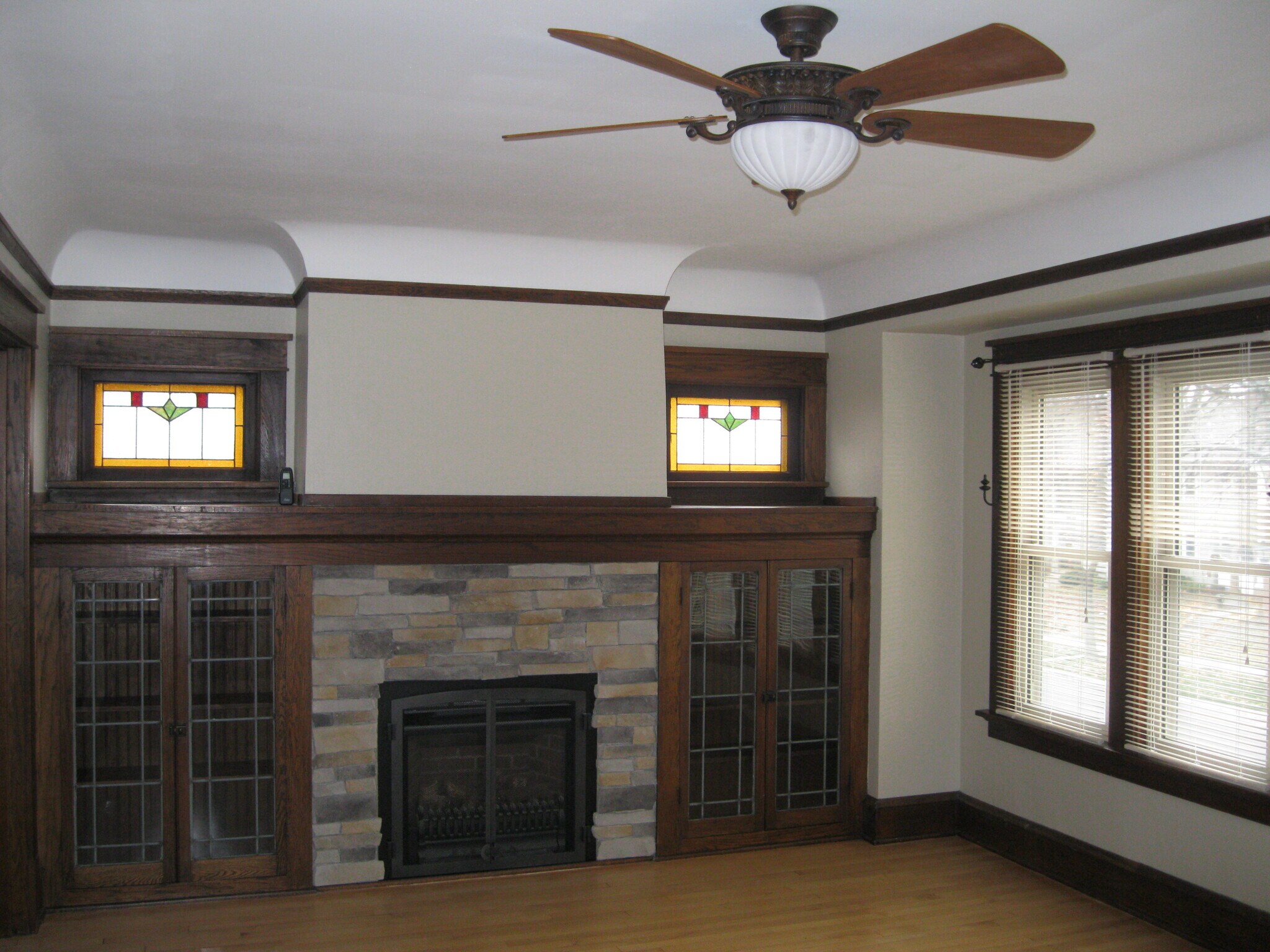 Building Photo - 4048 N Downer Ave