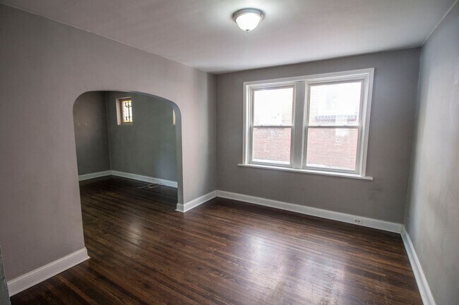 Building Photo - 3954 Potomac St