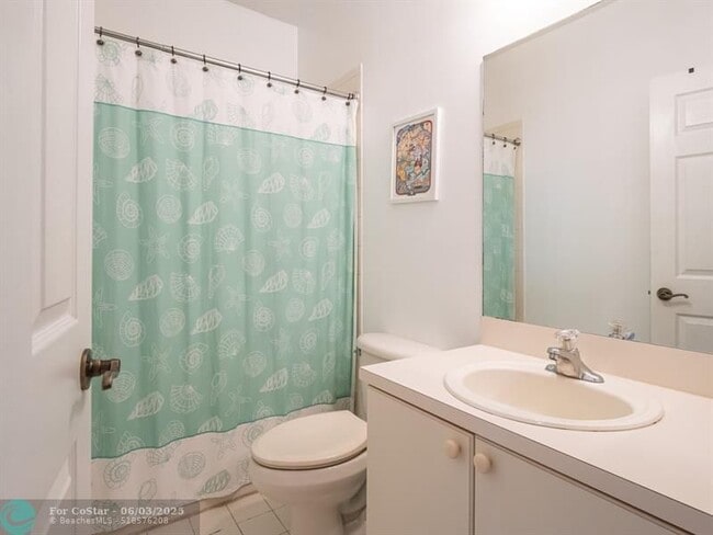 Building Photo - 5048 SW 136th Ave