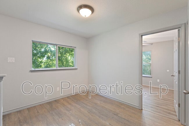 Building Photo - 1 Dunthorte Ln