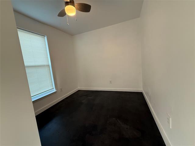 Building Photo - 1135 Holly Glen Cir