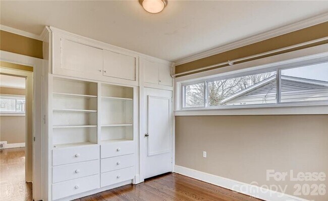 Building Photo - 418 Coolidge Ave