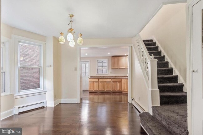 Building Photo - 925 S 46th St