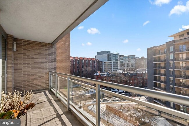 Building Photo - 1111 23rd St NW