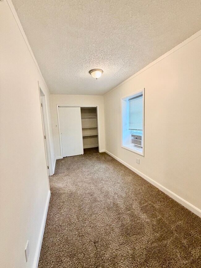 Building Photo - 8921-25 Frankford Ave