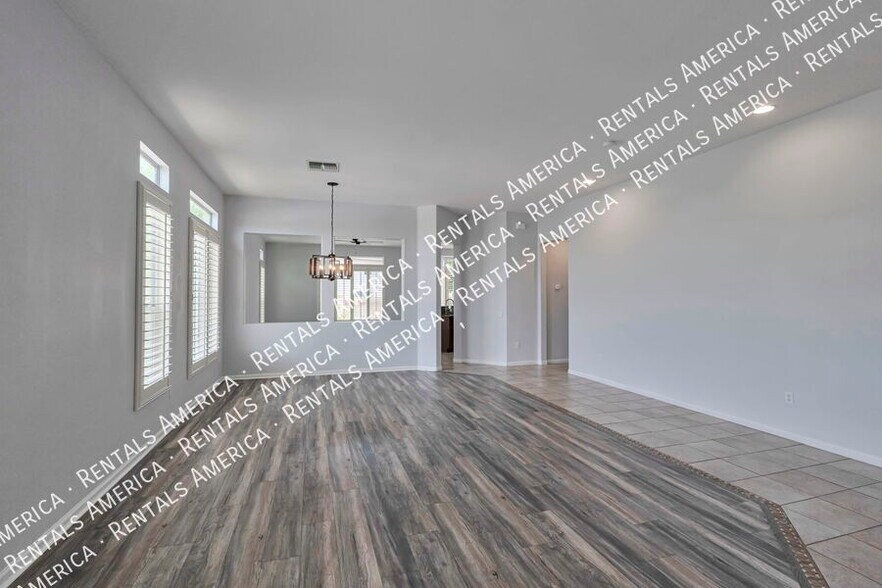 Building Photo - 13548 N Buckhorn Cholla Dr