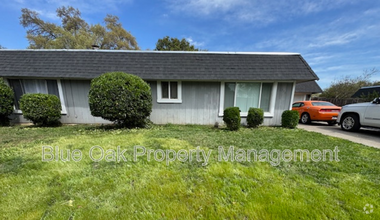 Building Photo - 2738 White Ave