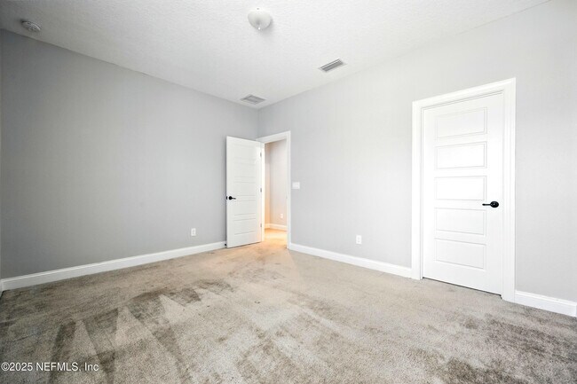 Building Photo - 24 Tradesman Ln