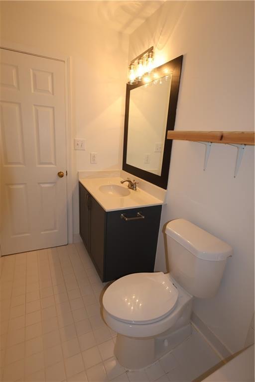 Building Photo - 1056 Oak Hollow Ct