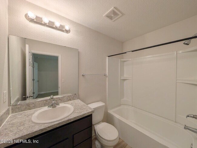 Building Photo - 6869 Lake Mist Ln