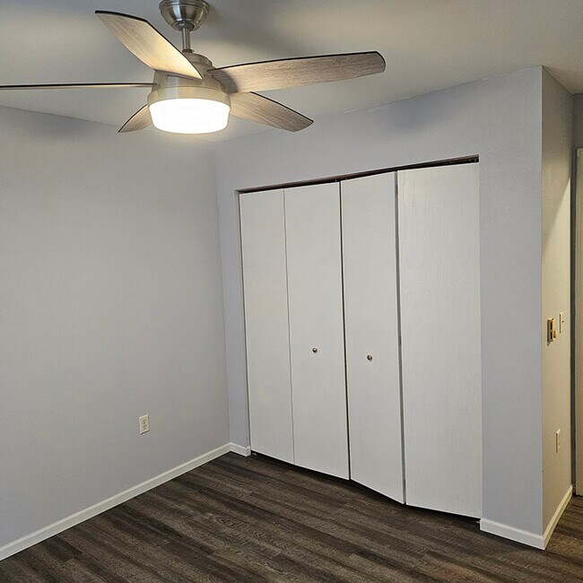 Building Photo - 284 Minz Park Cir