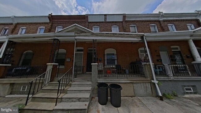 Building Photo - 122 N 53rd St