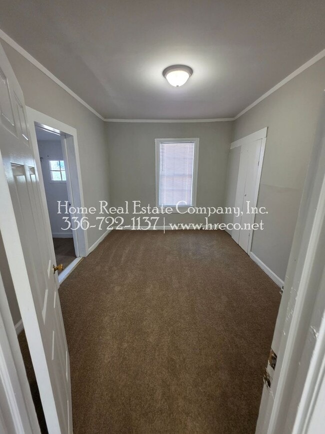 Building Photo - 2018 Harrison Ave