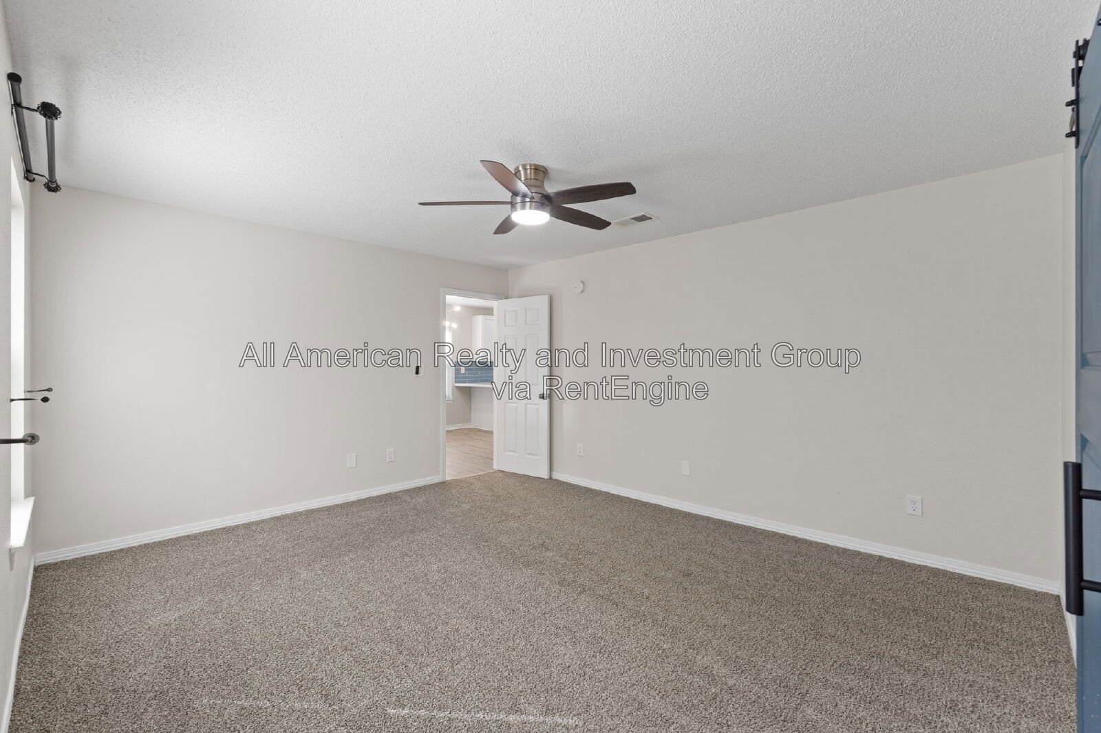 Building Photo - 384 Pristine Water Ln