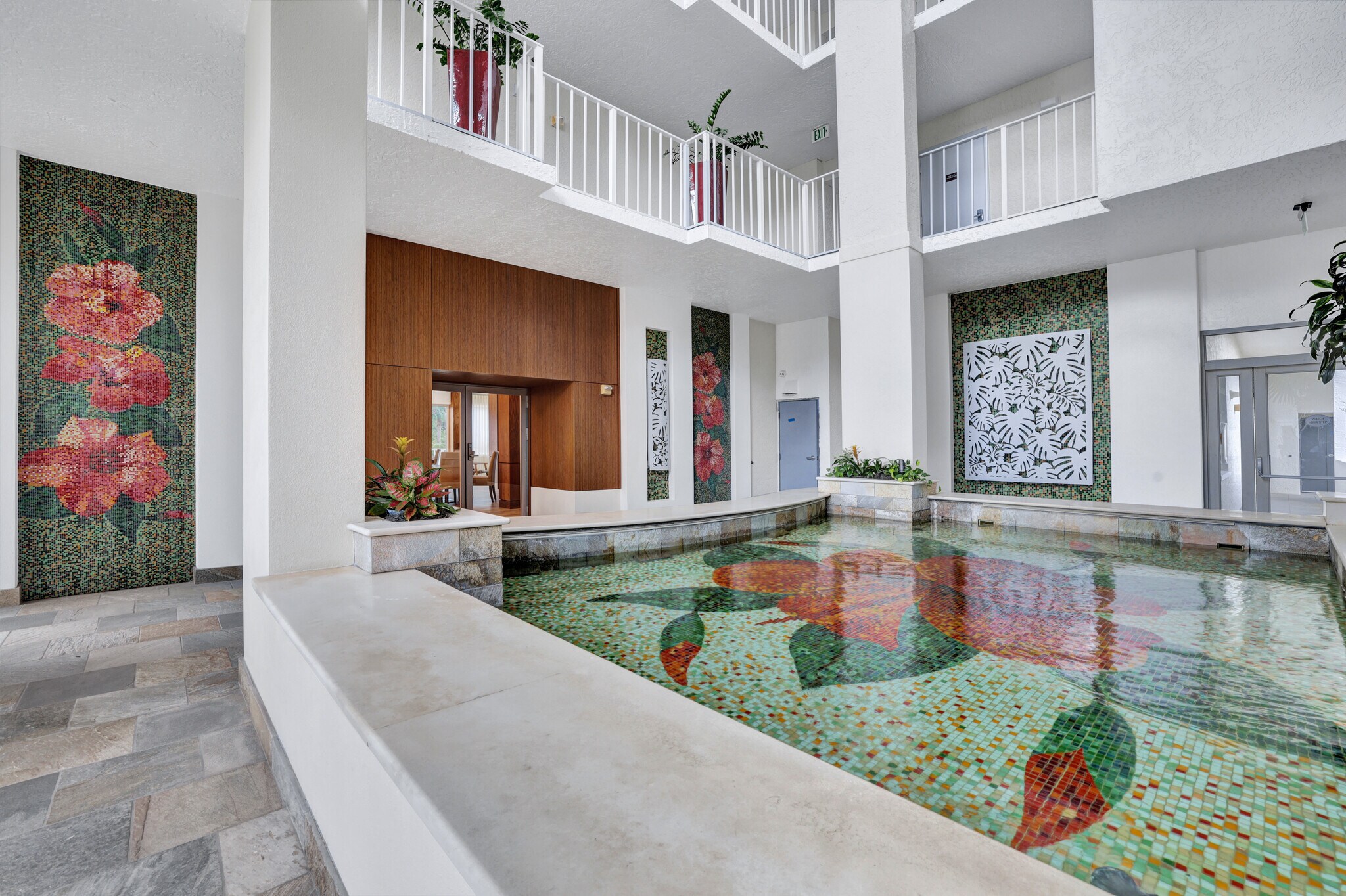 Building Photo - 6361 Pelican Bay Blvd