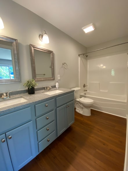 Building Photo - 220 Archdale Dr