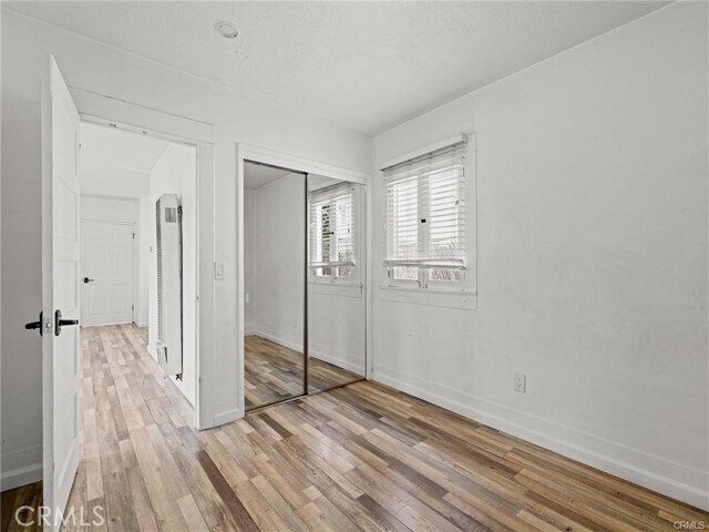 Building Photo - 759 N Loma Vista Dr