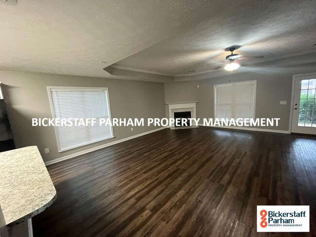 Building Photo - Beautiful Brick Home, Located off Blackmon...