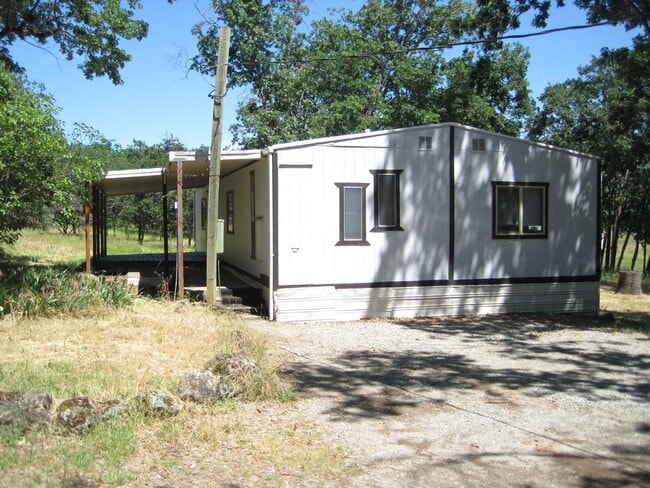 Building Photo - 109