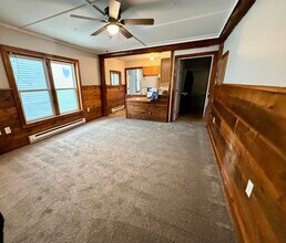 Building Photo - 4 Cortland St