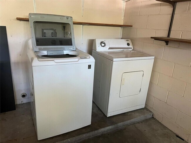 Building Photo - 13048 Cog Hill Way