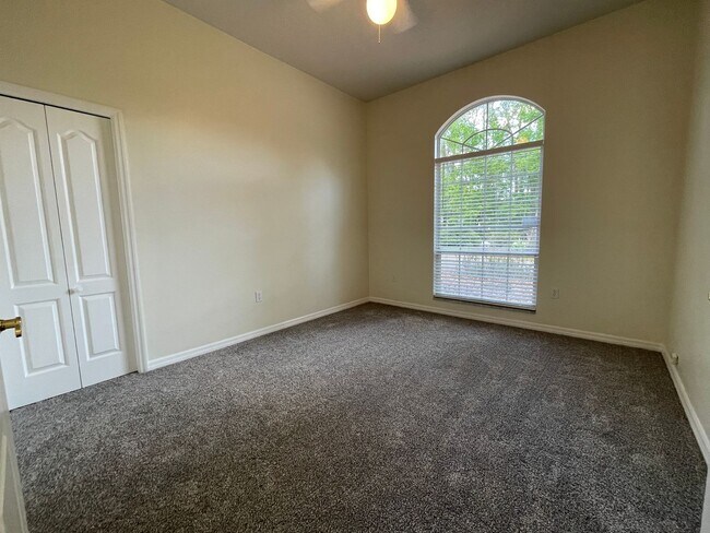 Building Photo - Shenandoah