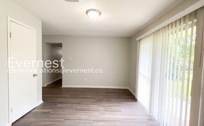 Building Photo - 12318 Astoria Blvd