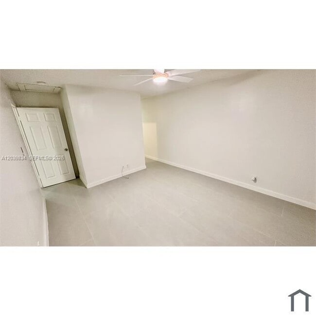Building Photo - 7826 NW 40th St