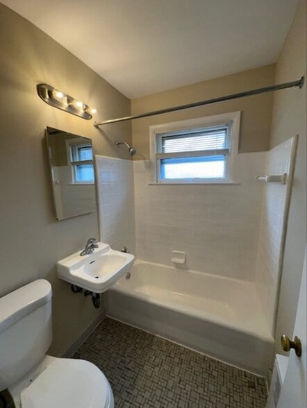 Building Photo - 3829 N Humboldt Ave