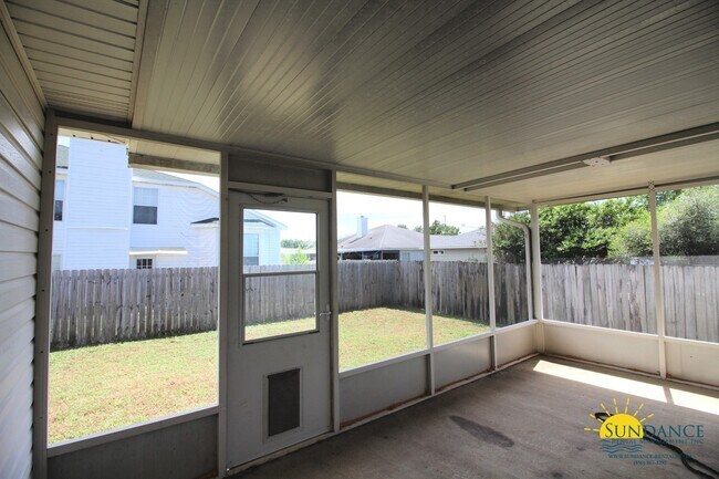 Building Photo - Nice 3 Bedroom Home in Mary Esther