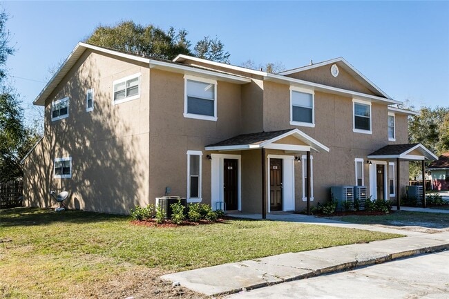 Building Photo - 1020 Jack Calhoun Dr