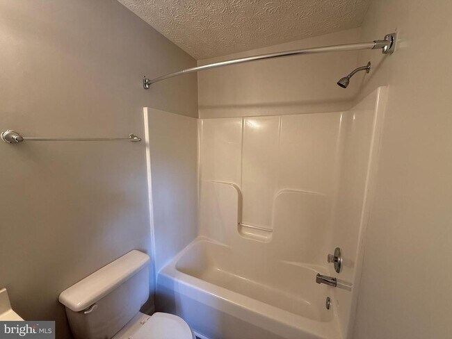Building Photo - 10506 Boxmeer Ct