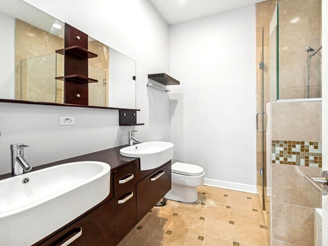 Building Photo - 7932 W Grand Ave