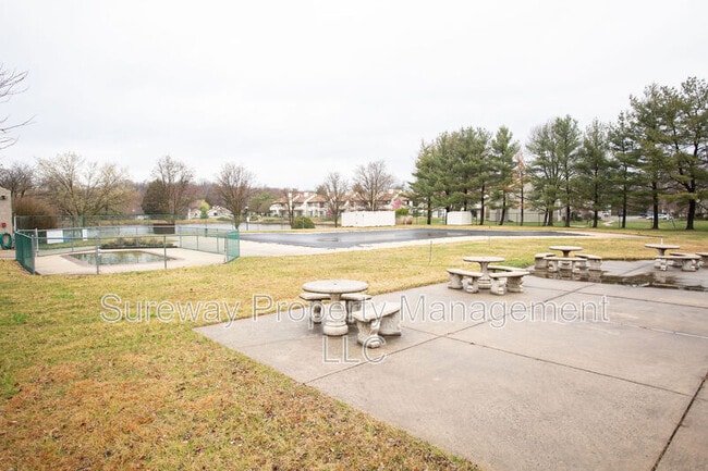 Building Photo - 159A Birchfield Ct